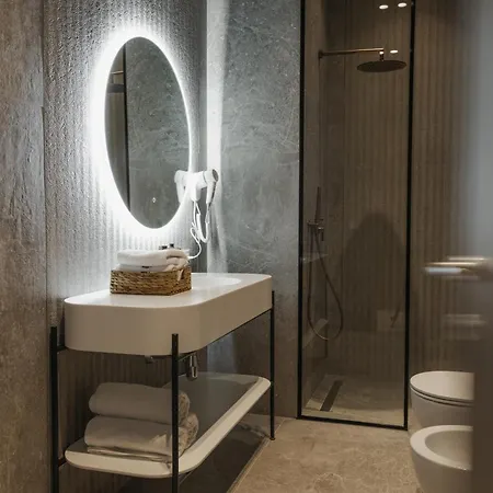 Appartamento One-bedroom With Sea View No 2 *